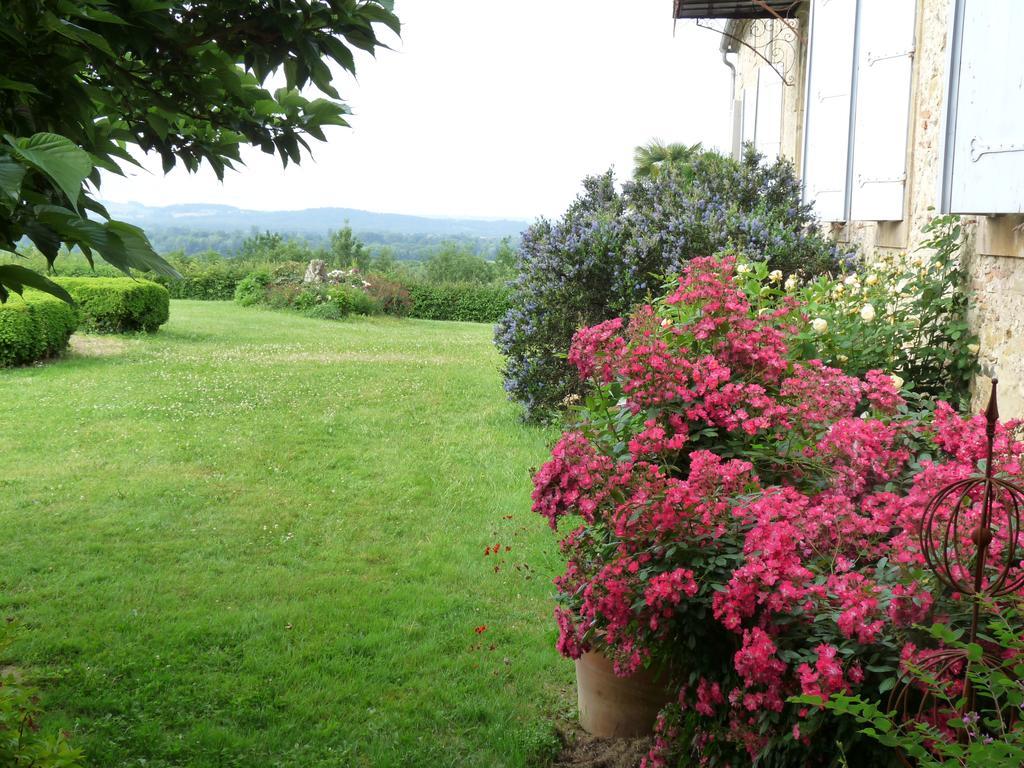 Le Pouy Bed & Breakfast Termes-d'Armagnac Exterior foto
